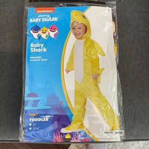 3-4T Baby Shark costume